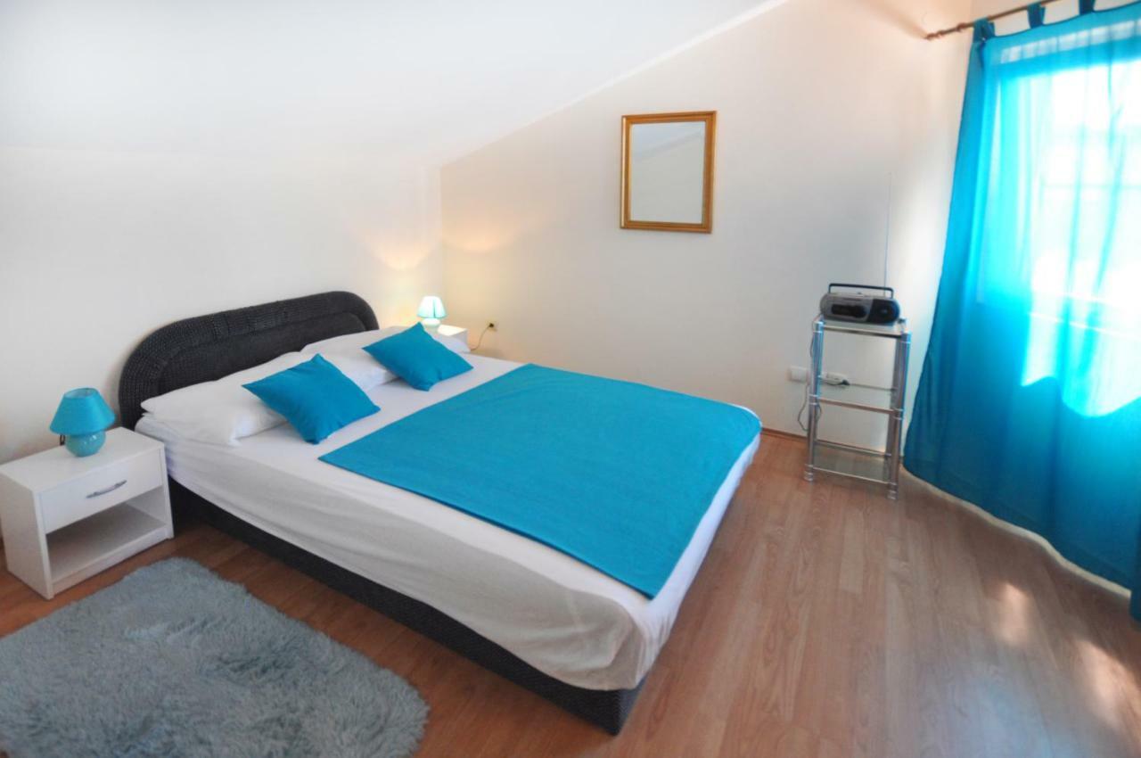 Almissa Apartment โอมิช ภายนอก รูปภาพ